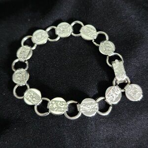 Sarah Coventry 1959 Silver Tone Floral Filigree Embossed Fashion Bracelet 7"